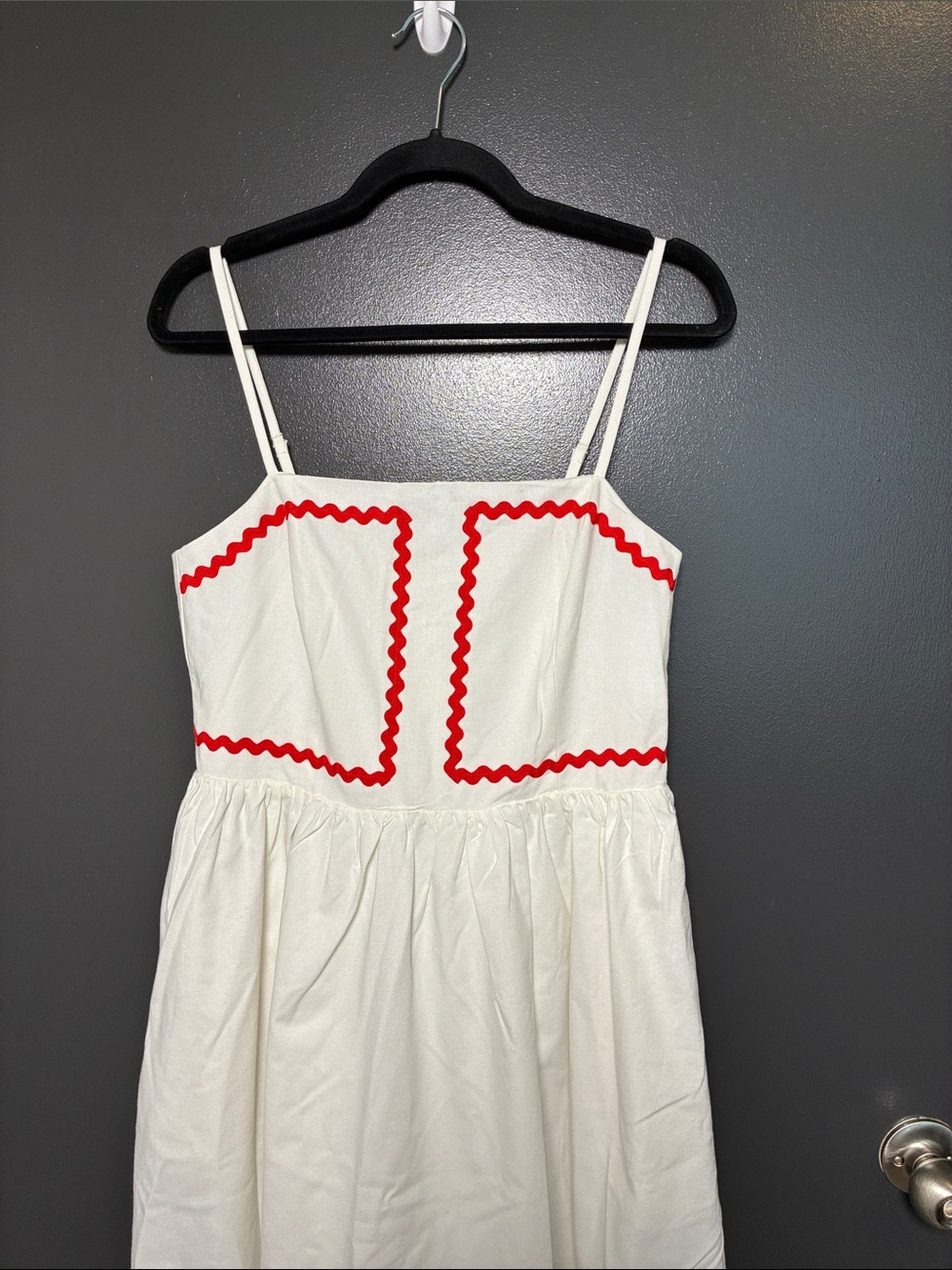 NWT Avara White Contrast Trim Midi Dress Sz S - Picture 5 of 9